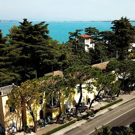 Guest house Casa Giulietta Desenzano del Garda